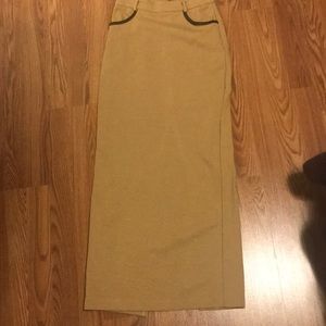 Moda Beige Skirt